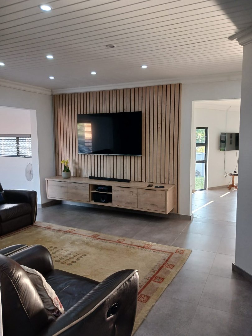 3 Bedroom Property for Sale in Pentagon Park Free State